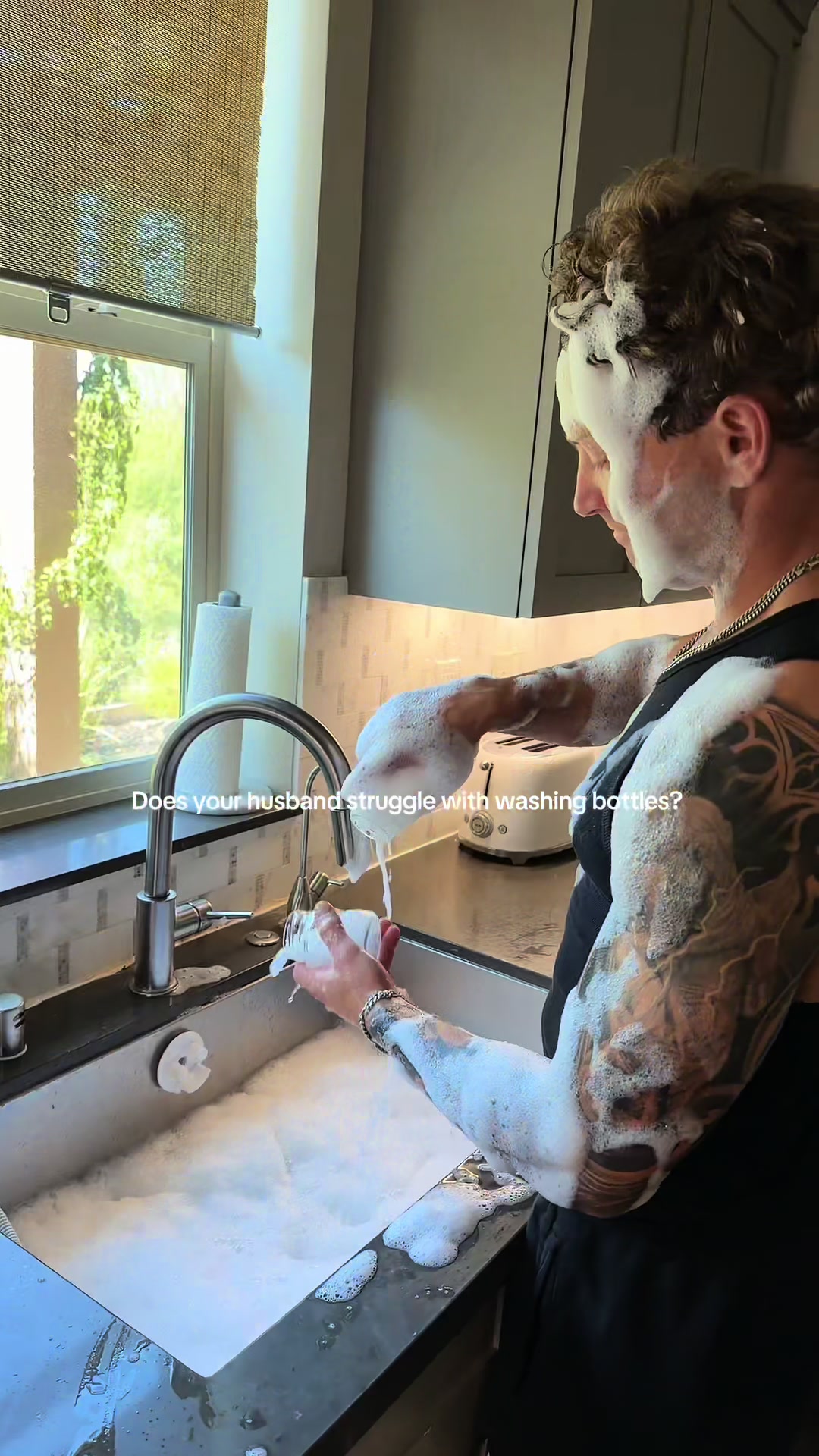TikTok post by @madisynn.bialobreski for Papablic. Caption reads: [...] we made as newborn parents!! 🛁 #papablic....