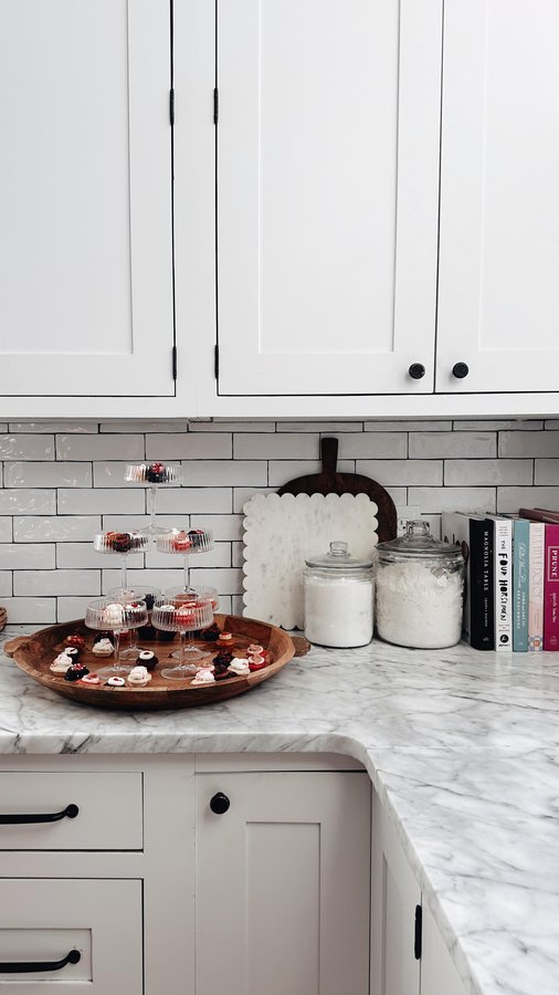 Instagram post by @jlgarvin for Baked by Melissa. Caption reads: Let’s make a Galentines cupcake tower with....