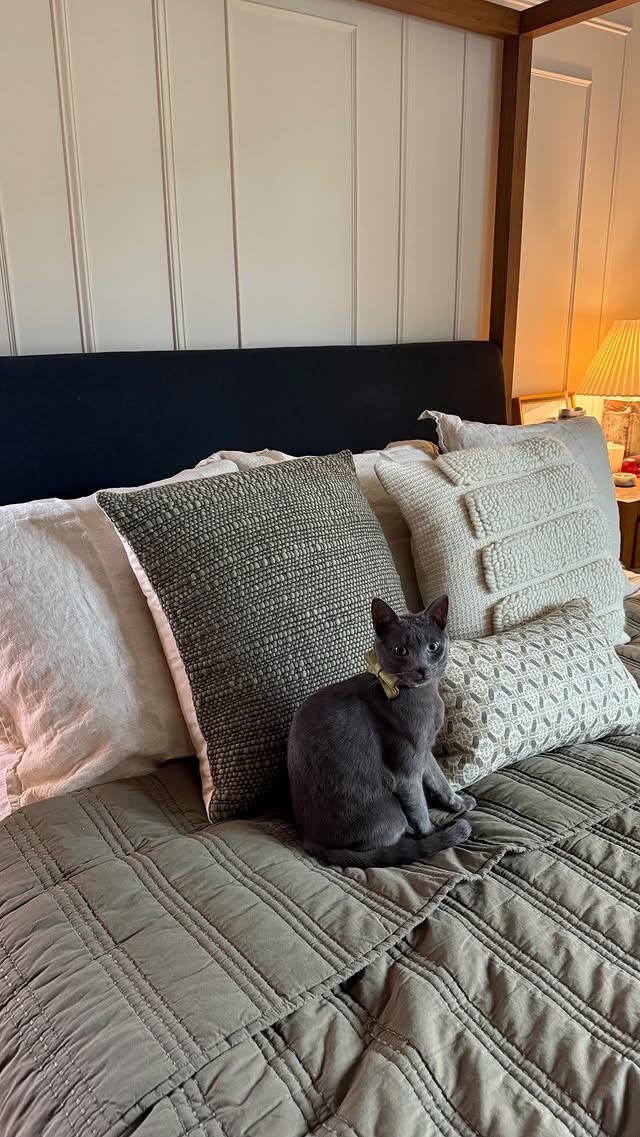 Instagram post by @moorehisstyle for The Citizenry. Caption reads: [...] @the_citizenry this Black....