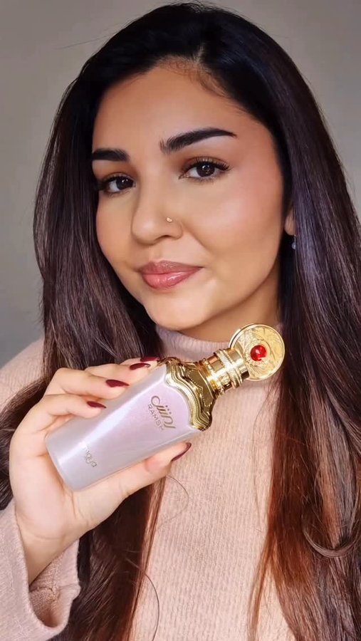 Instagram post by @selinareviews for Zimaya Perfumes. Caption reads: [...] ✨ I was very kindly gifted this by....
