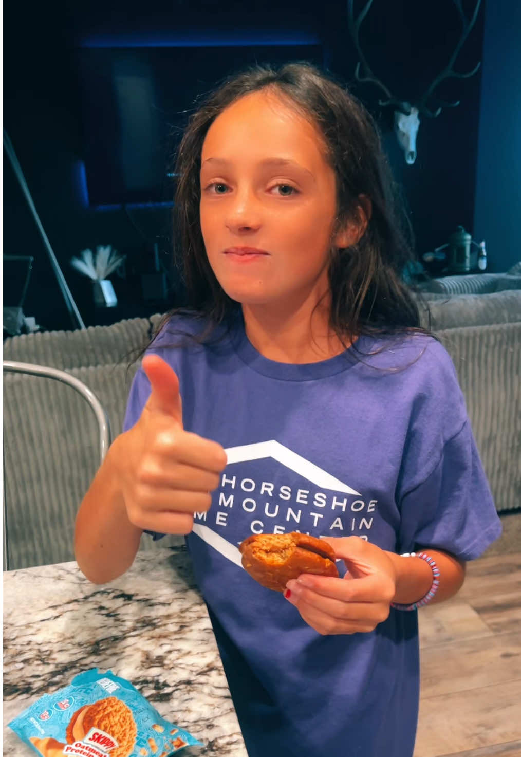 TikTok post by @callie_ward for redefinesnacks.com. Caption reads: 10/10!  #healthysnacks #cleansnacks #tiktokshop....