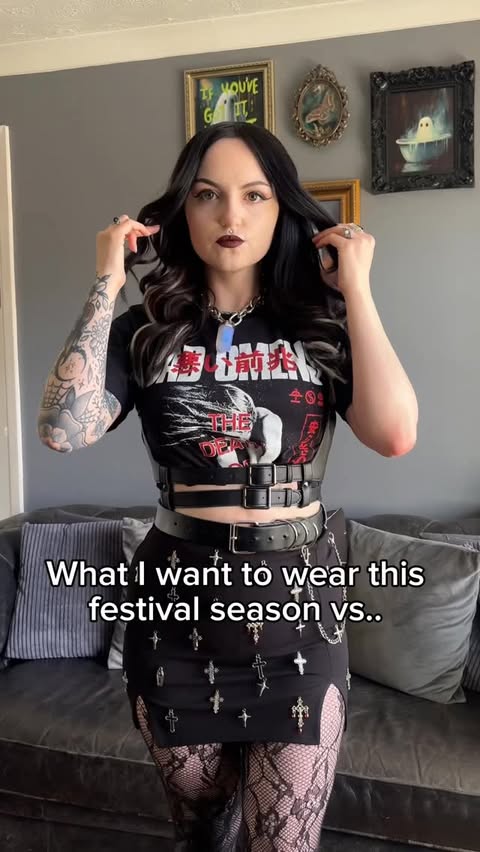 Instagram post by @catarinaxjane for Damaged Society. Caption reads: [...] to a crisp at @downloadfest 🤷🏻‍♀️....