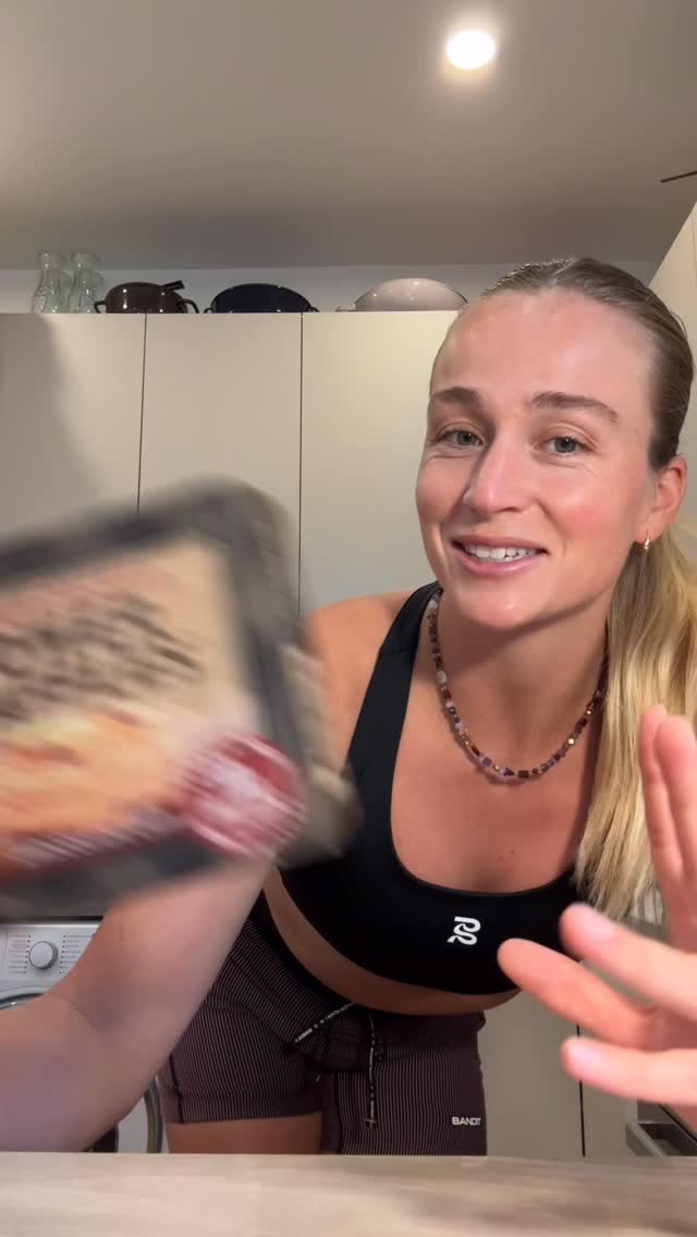 Instagram post by @lydialoo12 for Kodiak Cakes. Caption reads: behold! the perfect protein packed....