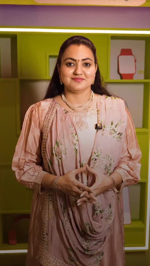 Instagram post by @preityprerna for YouTube. Caption reads: #YouTubeShopping se achhi kamai karni hai toh inn....