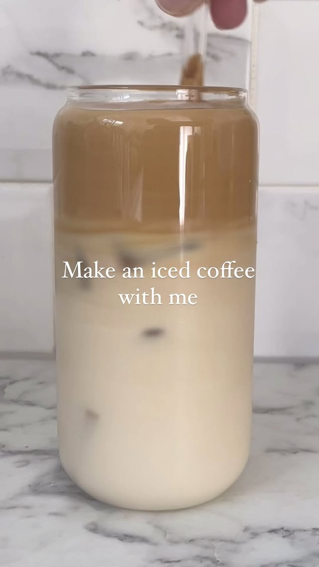 Instagram post by @_saarabakes for TrueStart Coffee. Caption reads: [...] Make an iced coffee with me using....