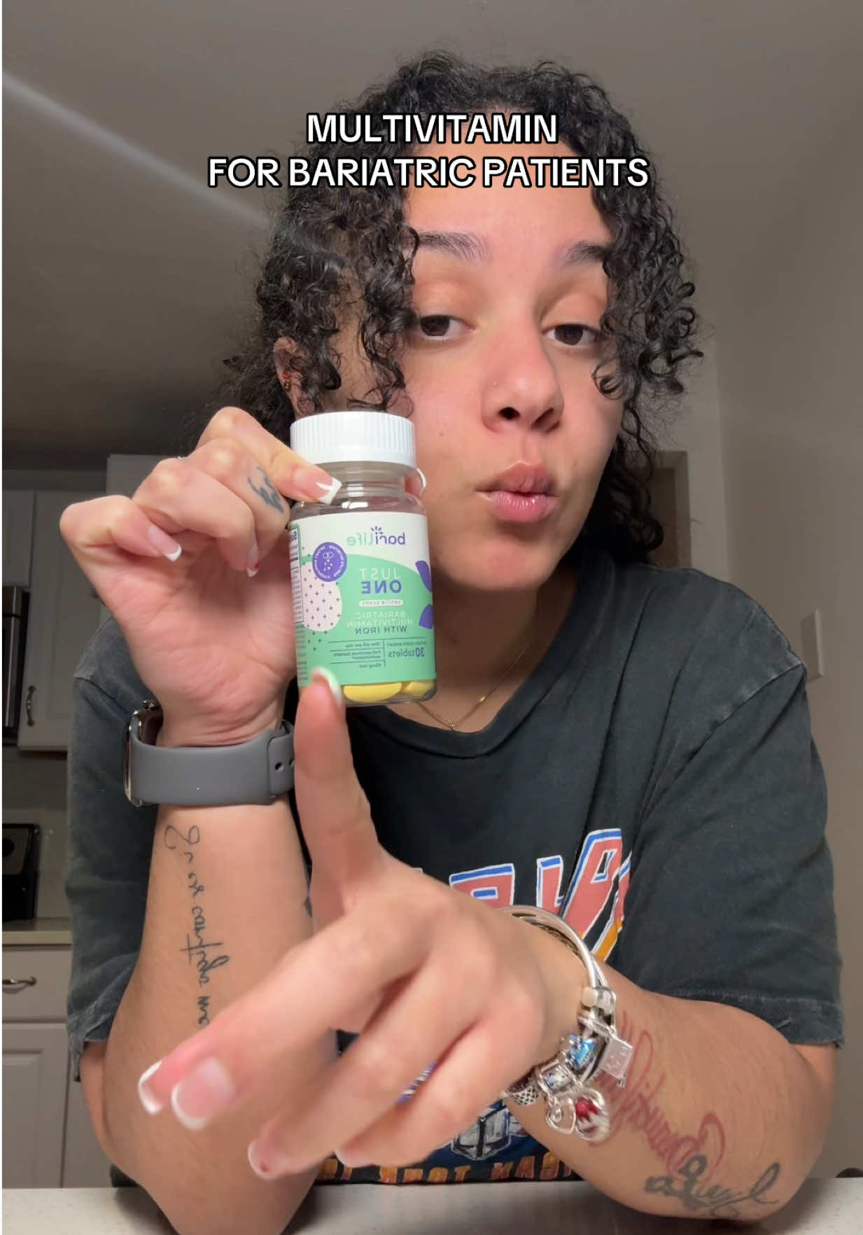 TikTok post by @josygotcurlss for Bari Life. Caption reads: @Bari Life® #barilife Code Josy20p.