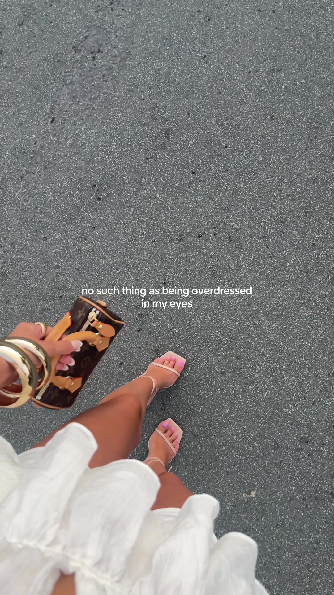 TikTok post by @maisymorriss for Simmi London. Caption reads: @SIMMILONDON .