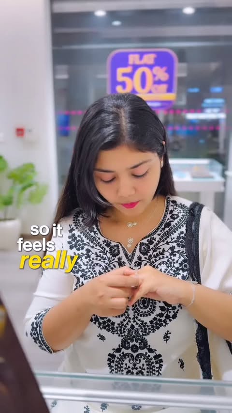 Instagram post by @ca.ishajaiswal for CaratLane Jewellery. Caption reads: ₹5,000 for real diamond jewellery? ✨ Didn’t think....