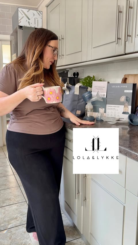 Instagram post by @ems_rosey_life for Lola&Lykke. Caption reads: I’ve been using the @lolalykke_formums smart pump....