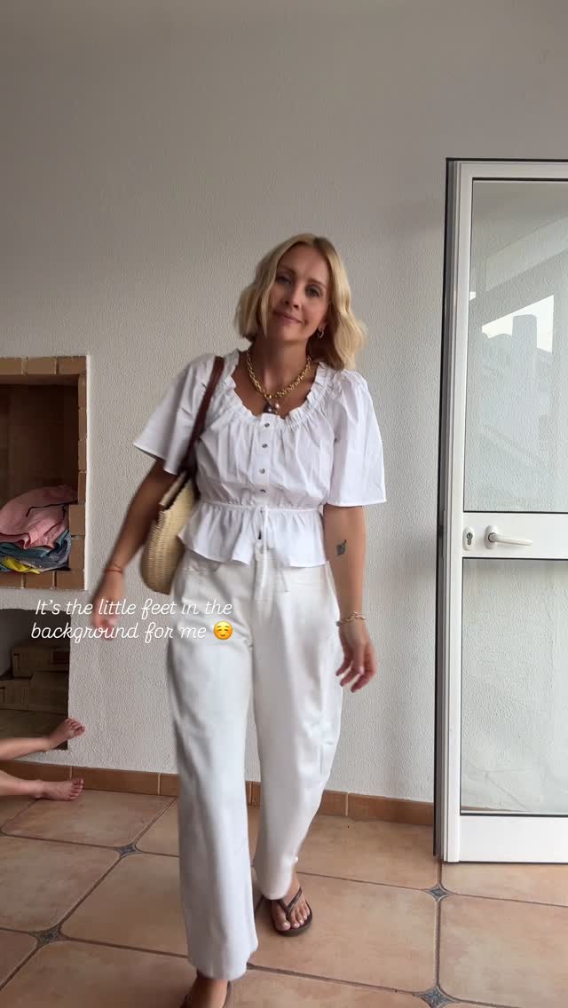 Instagram post by @ashley.dainty for FitFlop. Caption reads: It’s the little feet in the background for me....