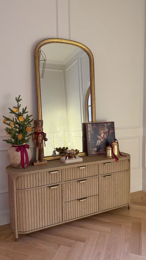 Instagram post by @aurelie.erikson for Wayfair. Caption reads: The best Christmas gift to myself to finally....