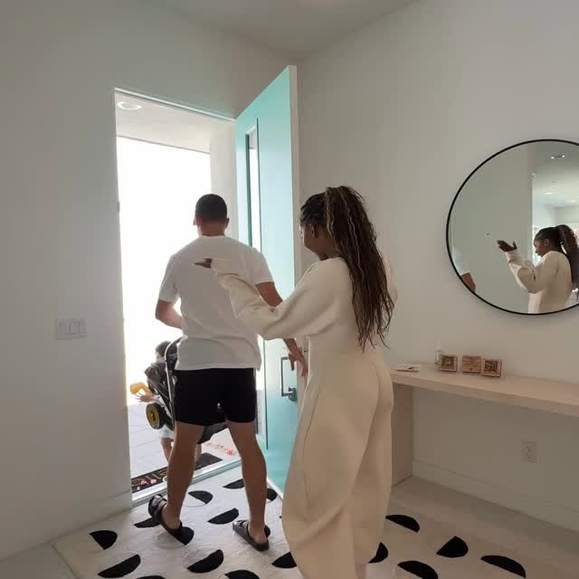 Instagram post by @mariyahgerber for downy. Caption reads: Days like this really hit the spot now....