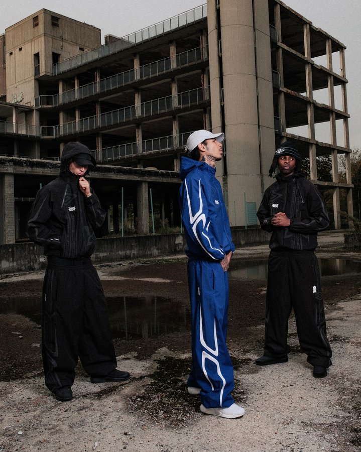 Instagram post by @mertra for Umbro. Caption reads: @umbro x @mertra 

FIRST TIME WORLDIE

31.10.25 |....