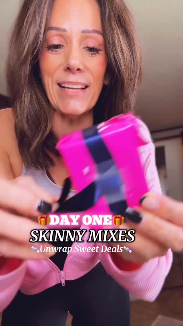 Instagram post by @takingmylifebackat42 for Skinny Mixes. Caption reads: 🍬SWEET DEALS WITH @skinnymixes 🧋☕️💦 #drinks....