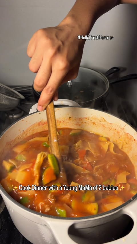 Instagram post by @t1aara for HelloFresh US. Caption reads: Not gonna lie, this lasagna soup is officially my....
