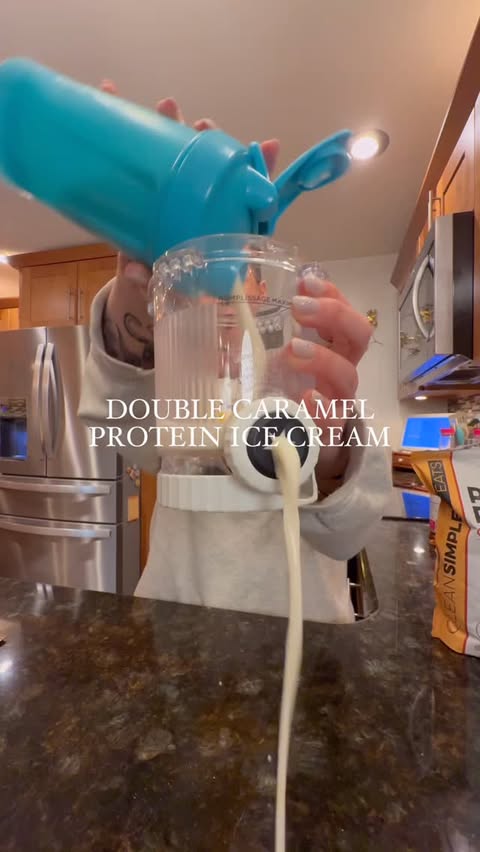 Instagram post by @jenna_bariatricbestie for Clean Simple Eats. Caption reads: [...] oz fat free Fairlife milk - 1 scoop....