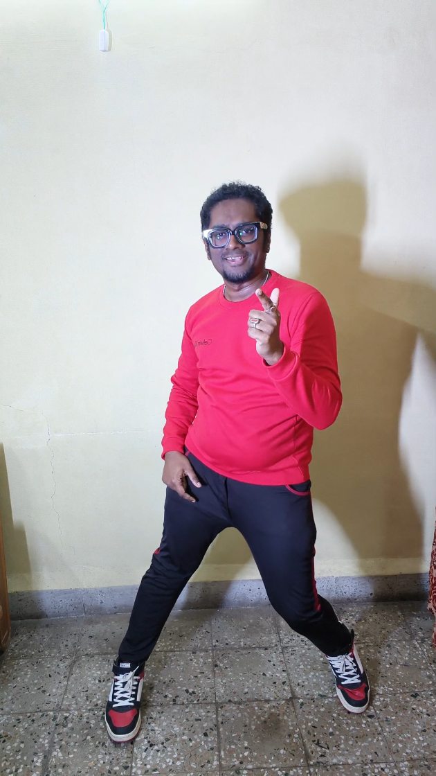 Instagram post by @neil_dancer for Bingo! Snacks. Caption reads: Here's my entry for #JinjjaHookstepChallenge.