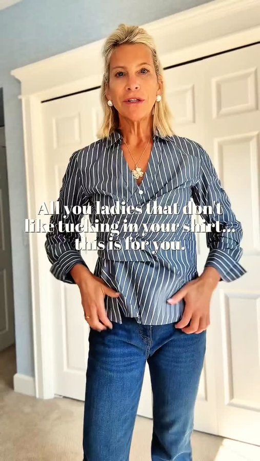 Instagram post by @angelahowenstein for LOFT. Caption reads: Today’s PSA…

For my non-tuckers — this one’s for....