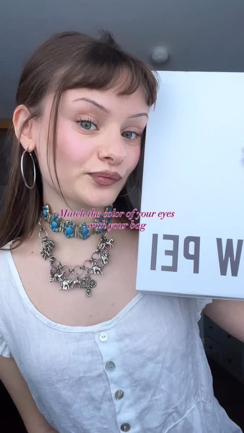 Instagram post by @liladrogo for JW PEI. Caption reads: First unboxing of the year ⭐️ 
@jwpei_official....