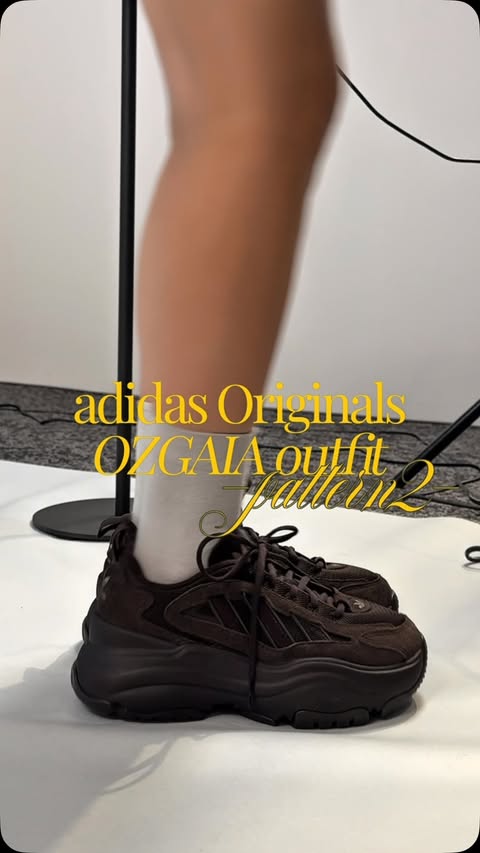 Instagram post by @shii__619 for ZOZOTOWN. Caption reads: adidas originals @zozotown コラボ OZGAIA★ﾐ Which....