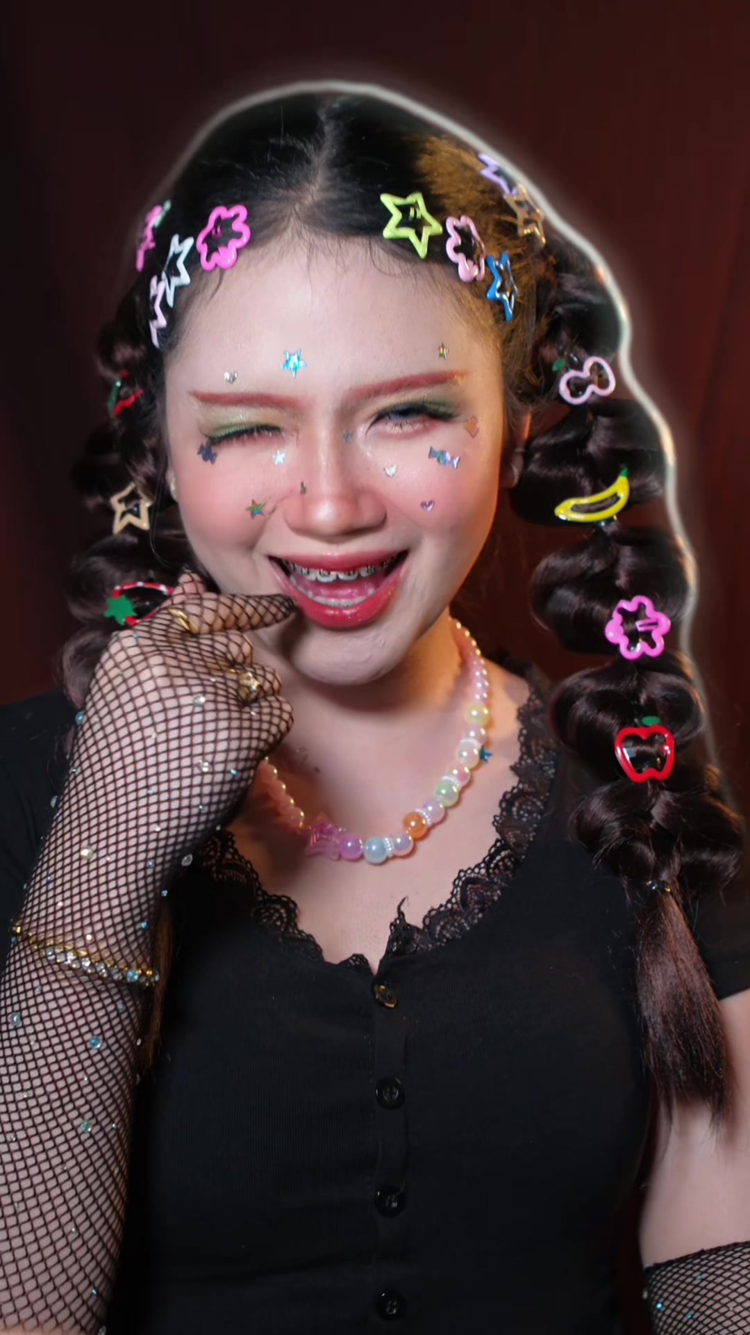 TikTok post by @adindaksa_makeup for OTWOO Indonesia. Caption reads: Udah mau akhir bulan baru join trend Naykilla....