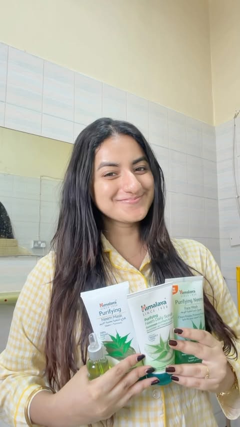 Instagram post by @vishnupriyaaprakash for Himalaya Wellness. Caption reads: My go-to pimple routine for clearer looking skin.....
