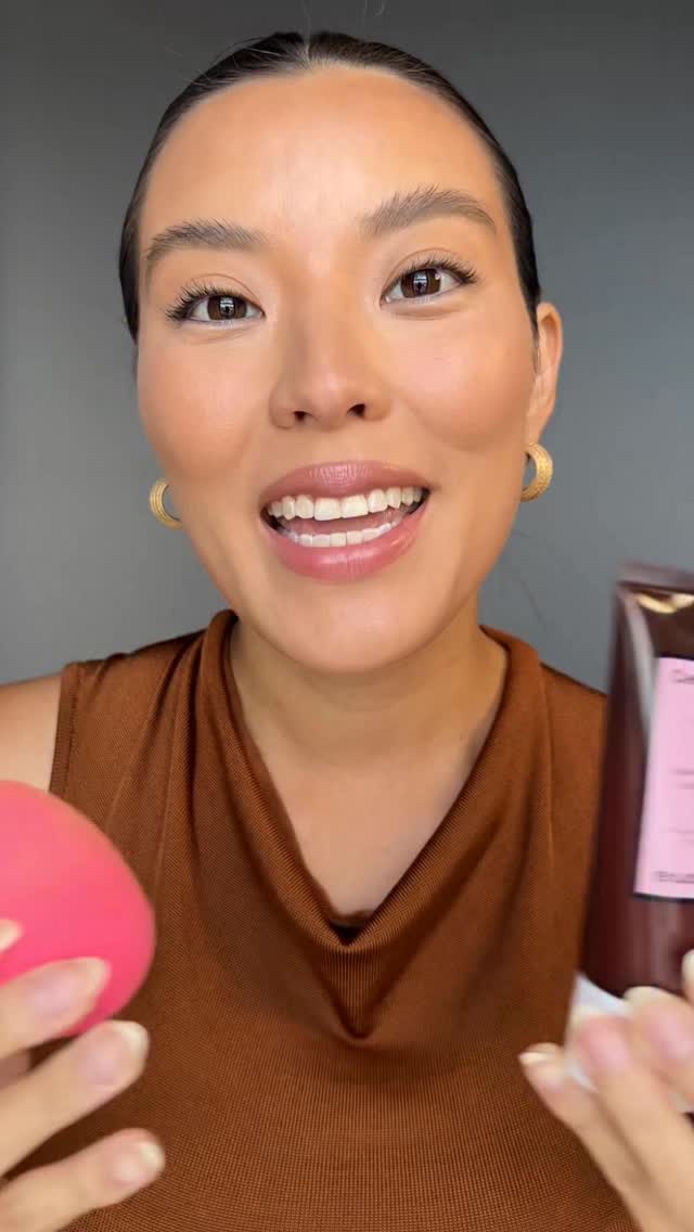 Instagram post by @mexicanbutjapanese for Beautyblender. Caption reads: [...] from @Sephora #ad

@myceremonia....