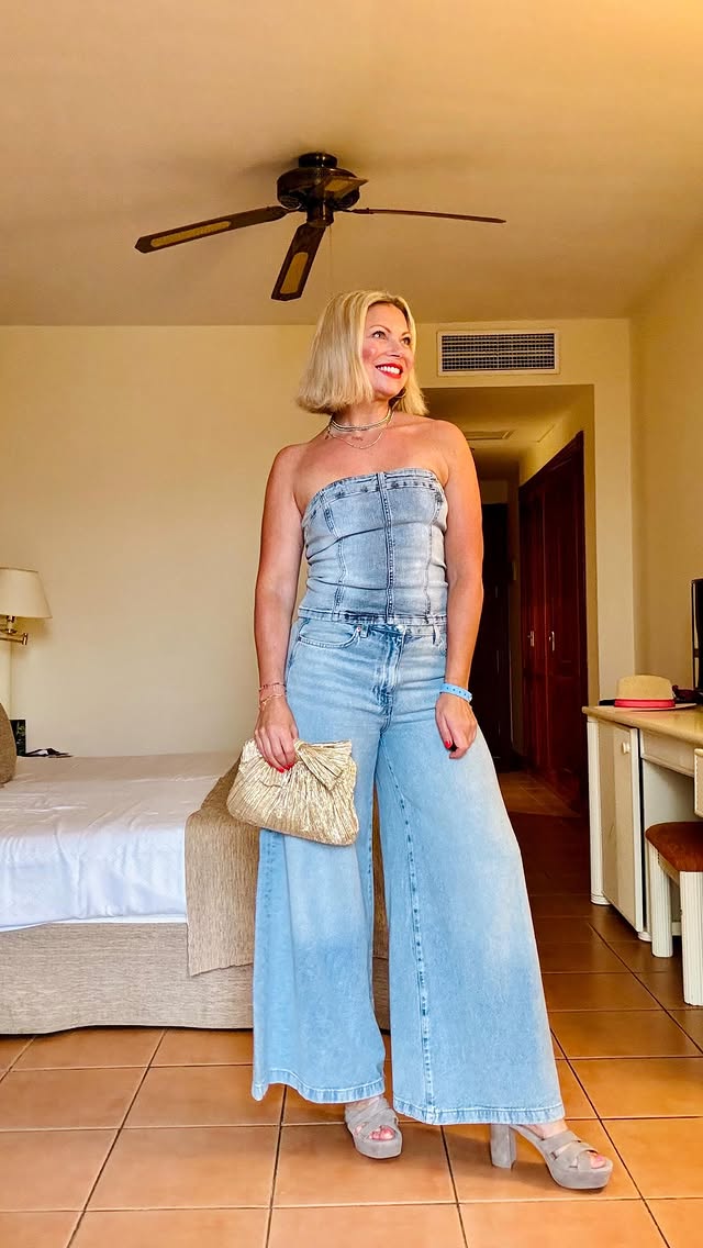 Instagram post by @alice_inthe_looking_glass for Loeffler Randall. Caption reads: [...] Sandals @shoethebear AD/pr Bag....