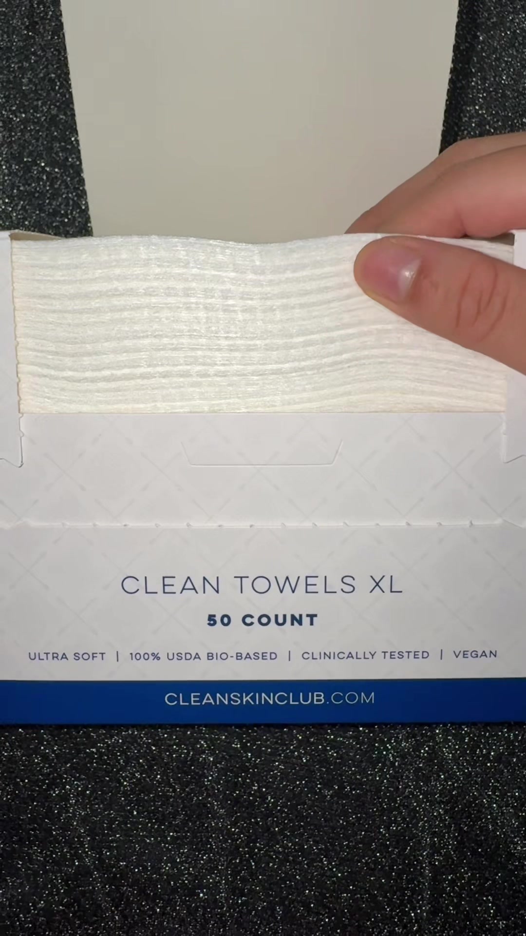 TikTok post by @soy.marleny for cleanskinclub. Caption reads: XL Clean Towels 🫶🏻 @Clean Skin Club #cleantowels....