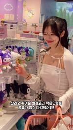 Instagram post by @ro.junghwa for BOSS E•ZO FUKUOKA. Caption reads: #광고 @ezofukuoka
지난번 후쿠오카 여행하면서 들렀던 @ezofukuoka....