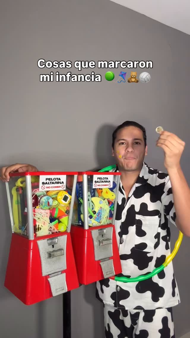 Instagram post by @holmanbecerra for Alpina. Caption reads: Juguetes y cosas que marcaron mi infancia que me....