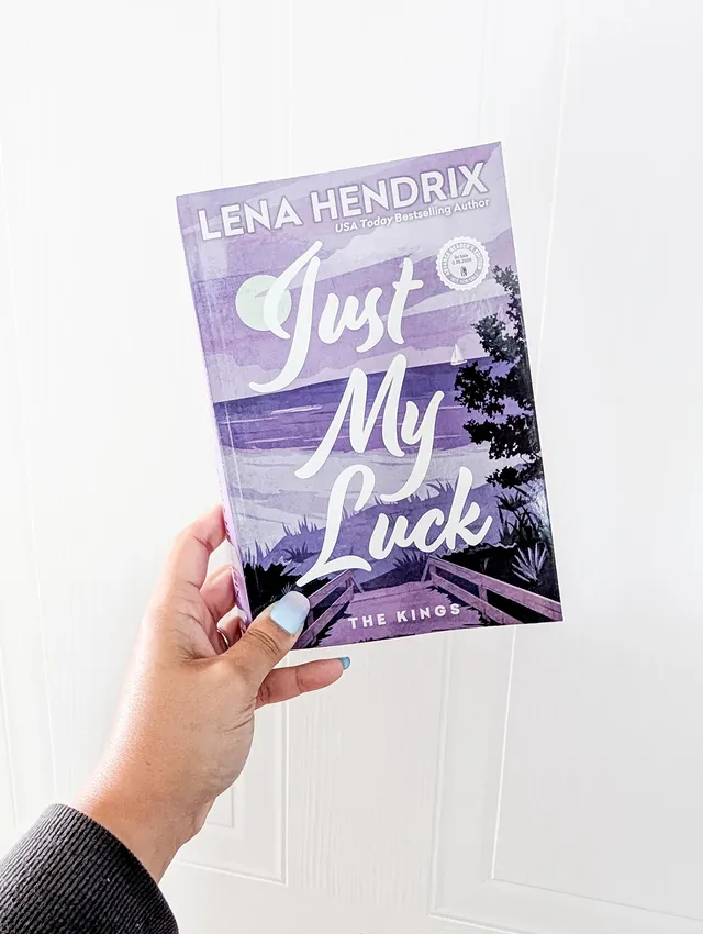 Instagram post by @honeybee.reads for Kensington Books. Caption reads: 💫💙𝓑𝓸𝓸𝓴 𝓡𝓮𝓿𝓲𝓮𝔀💙💫 Just My Luck is book....