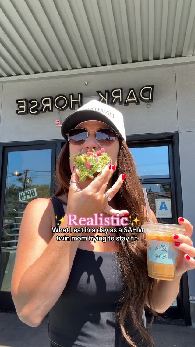 Instagram post by @shellykowatch for Legion. Caption reads: My husband could never 

#whatieatinaday....