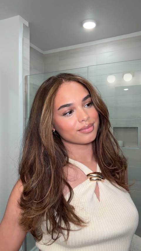 Instagram post by @mariahlovelewis for Nude by Nature. Caption reads: the best affordable clean beauty by @nudebynature....