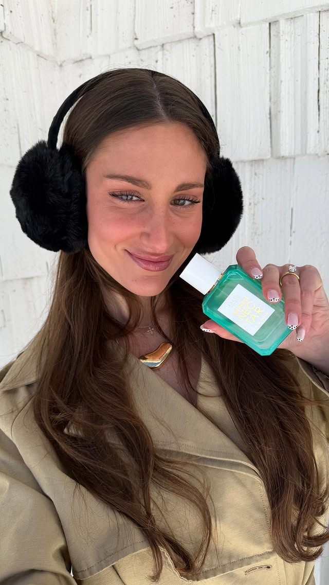 Instagram post by @natalieeraeee for Ellis Brooklyn. Caption reads: Much needed @ellisbrooklyn sunshine in a....