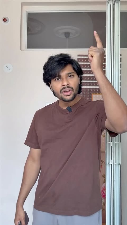 Instagram post by @iam_ghouse__ for Airtel Payments Bank. Caption reads: [...] one smart choice at a time.....