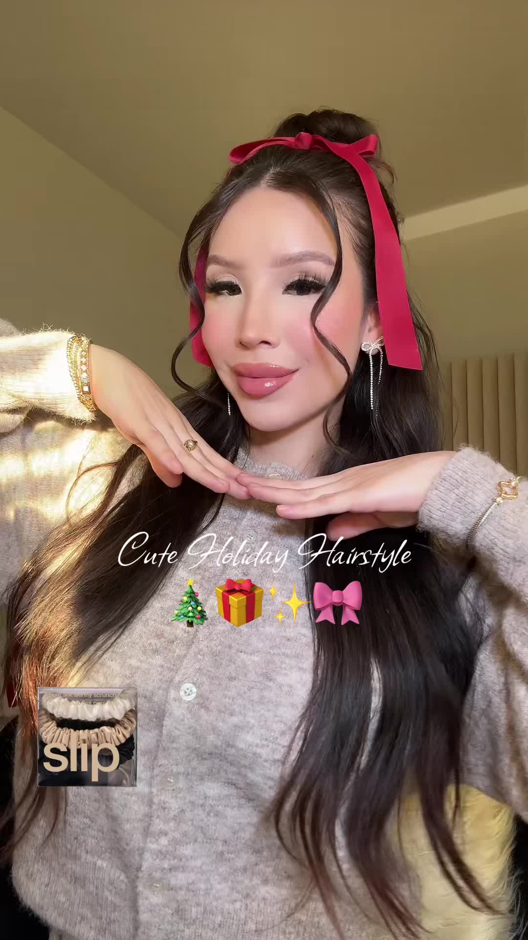 TikTok post by @sandraalegriia for SLIP SILK PILLOWCASE. Caption reads: [...] Inspired By @𝐒𝐎𝐅𝐈𝐀 🎁🎀  @Slip Silk....