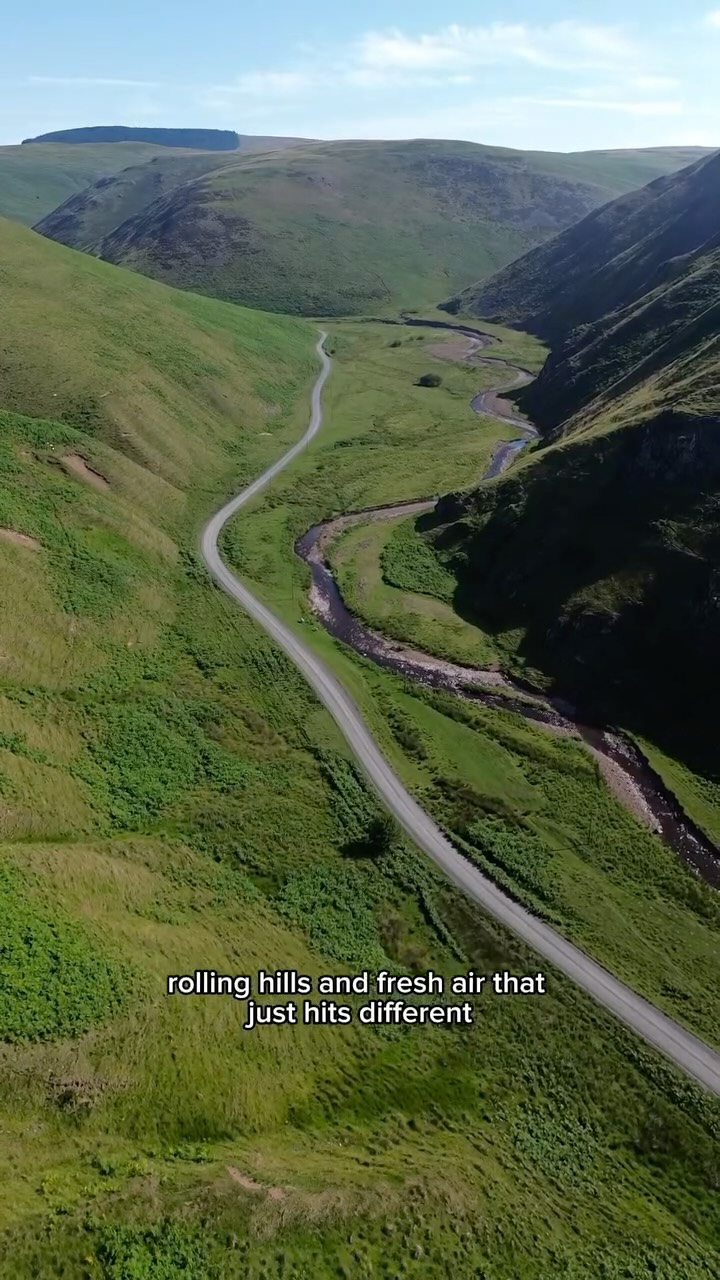 Instagram post by @geordie_hiker for Helly Hansen. Caption reads: Who we share the mountains with, that’s what it’s....