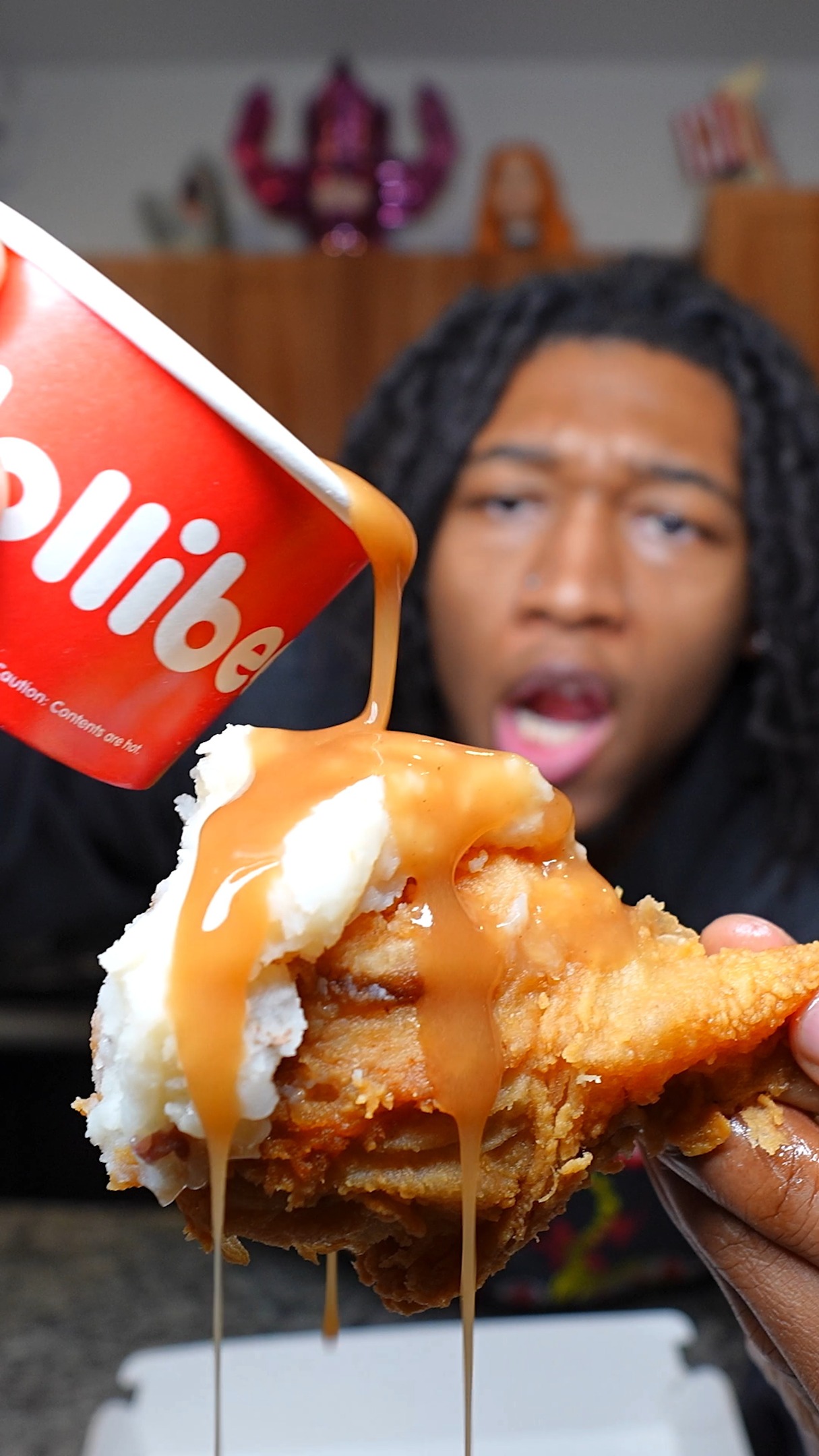 Instagram post by @saewithnorizz for Jollibee. Caption reads: @jollibee has some of the Best fried chicken EVER....