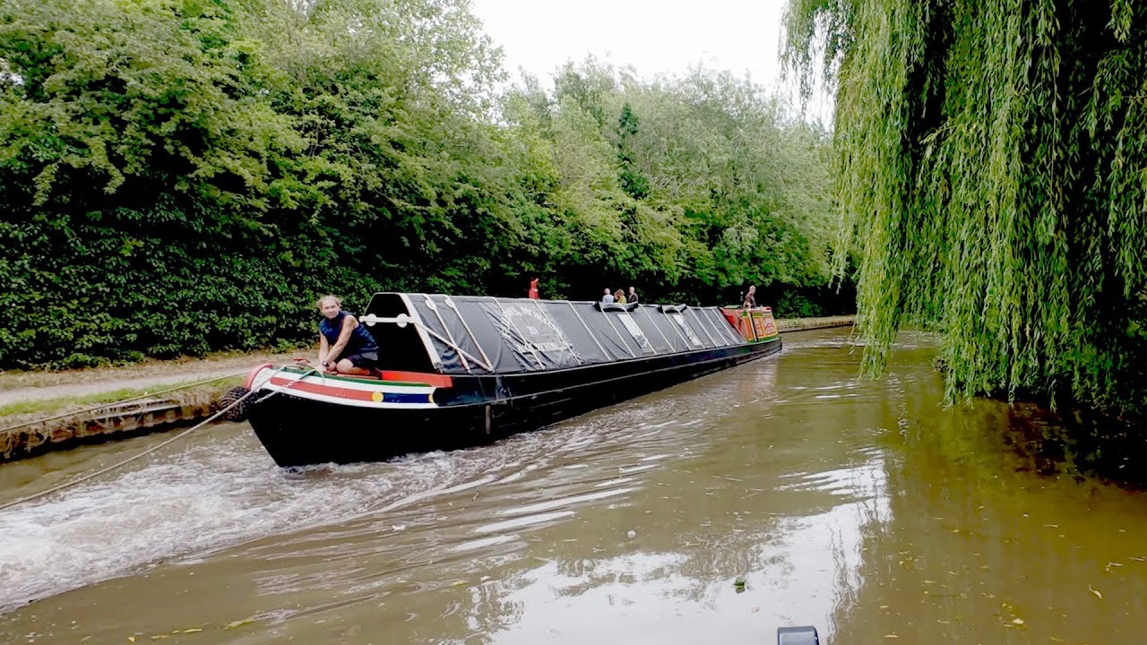 YouTube post by @CruisingTheCut for Holzkern. Caption reads: 383A. Severe drought makes for hard going on the....