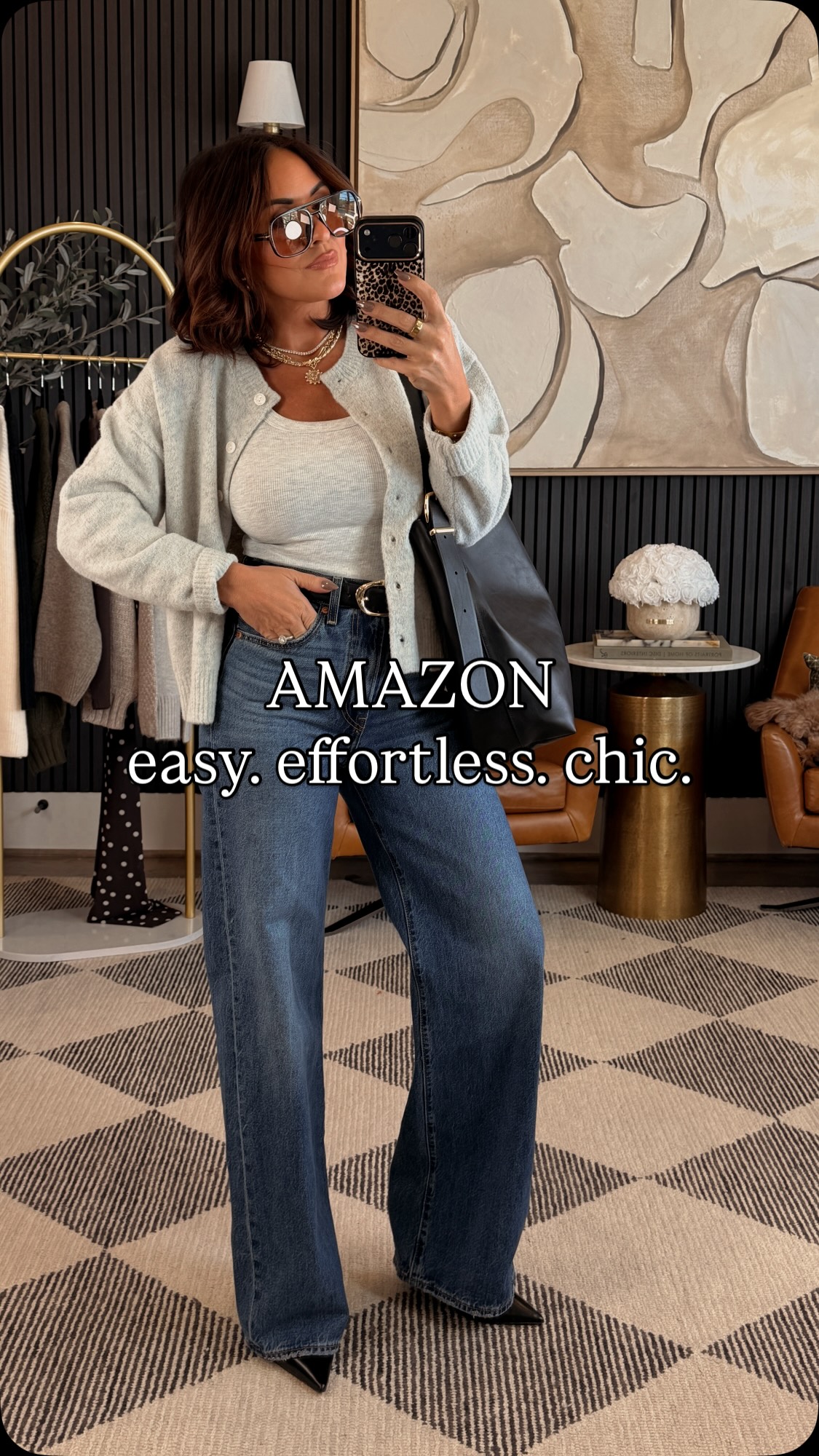 Instagram post by @lexietucker_ for Electric Picks. Caption reads: Comment EASY for the links ☺️

Running errands but....