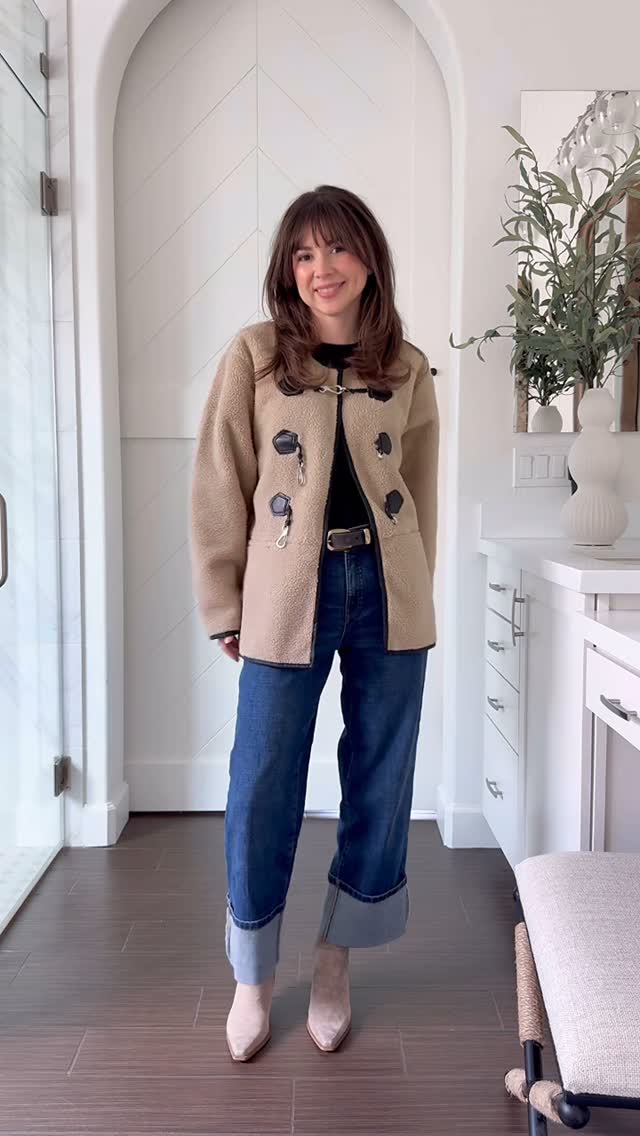 Instagram post by @monicsutter for Banana Republic Factory. Caption reads: Cuffed jeans / Like + Comment STYLE to shop....