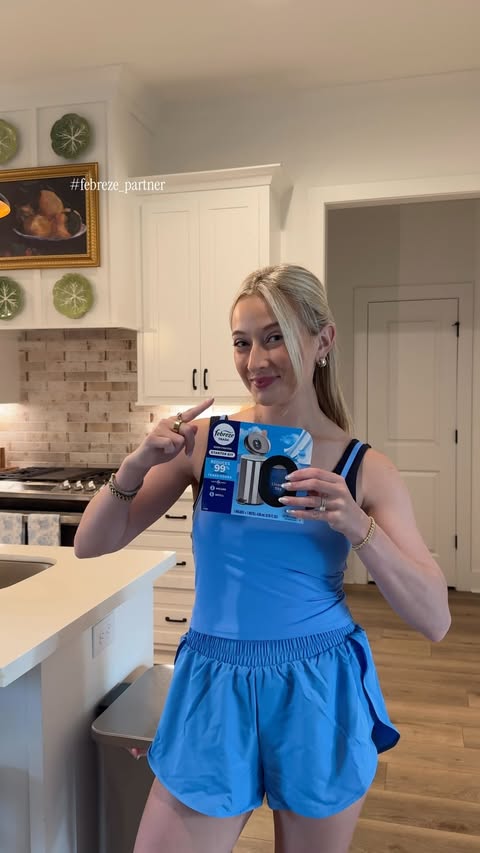 Instagram post by @carolinegliles for Febreze. Caption reads: #febreze_partner simple fix that made a big [...].