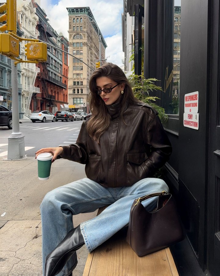 Instagram post by @heloise.guillet for Source Unknown. Caption reads: Current uniform🖤.