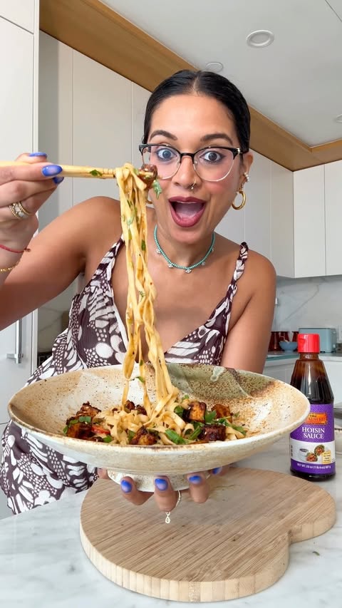Instagram post by @chefpriyanka for Lee Kum Kee. Caption reads: [...] get enough of this. I make it weekly ✨....
