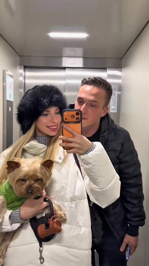 Instagram post by @zsigmond_angii for SodaStream. Caption reads: [...] November 30-ig Black Friday🖤 akció a....