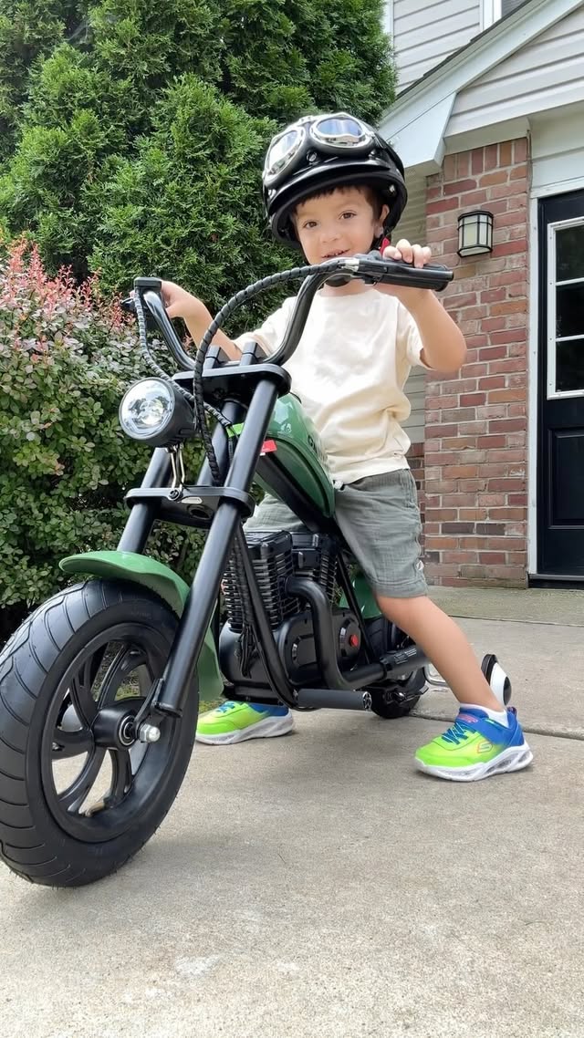 Instagram post by @serapbrdk for HYPERGOGO. Caption reads: #sponsored Check out this awesome Cruiser 12 Plus....