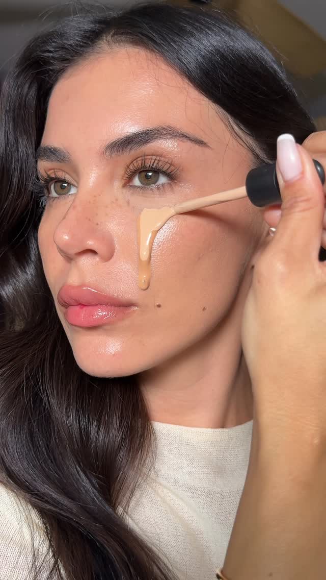 Instagram post by @andreaveiraa for Typology. Caption reads: A guide to a French look💞 @typologyparis....