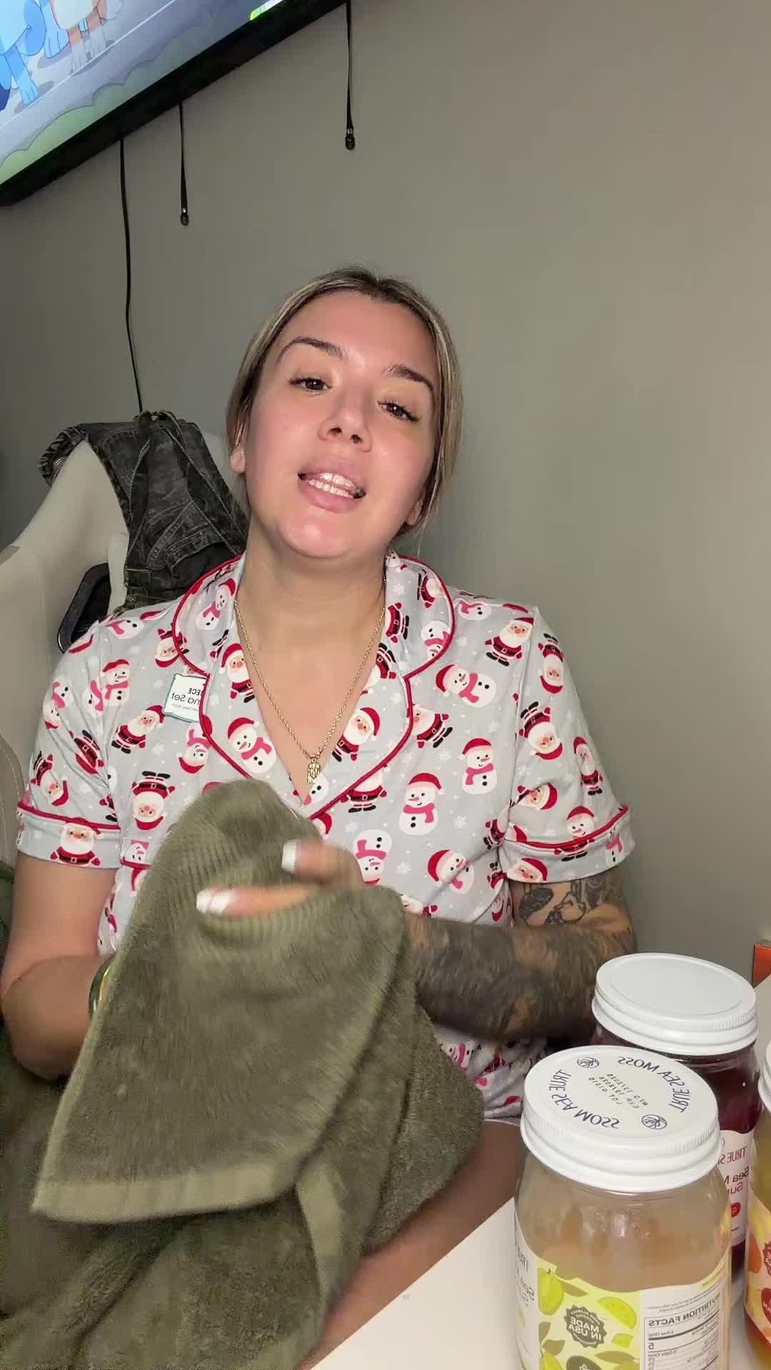 TikTok post by @humblemenails for TrueSeaMoss. Caption reads: @trueseamoss !! If you struggle with mom [...].