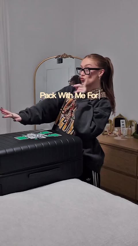 Instagram post by @kelsey_paul for DICK'S Sporting Goods. Caption reads: I’m coming to the cottage with @dickssportinggoods....